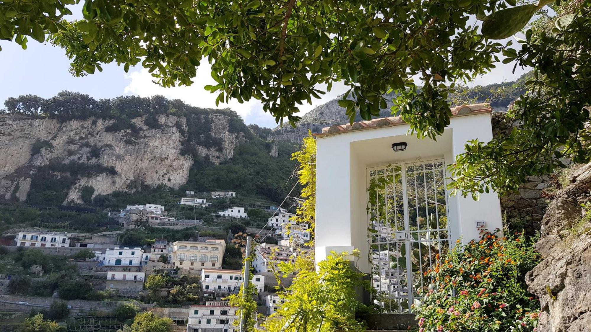 Al Poggio Antico Aparthotel Amalfi Bagian luar foto